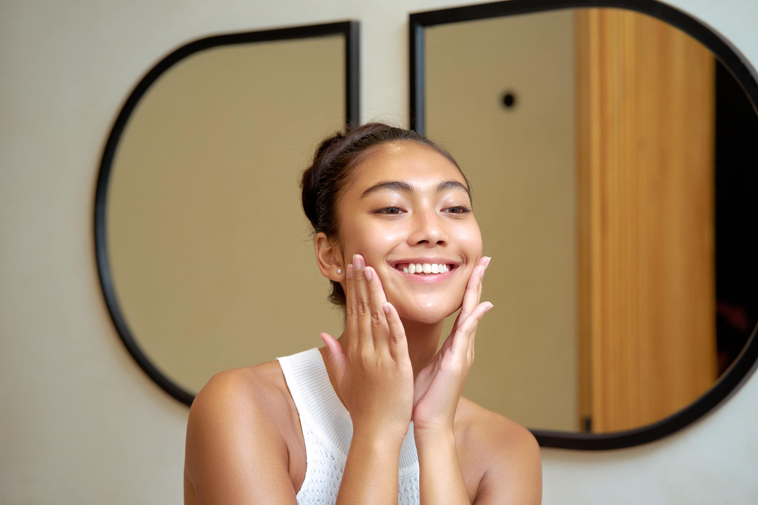 7 Kandungan Skincare yang Bagus untuk Mencerahkan Wajah